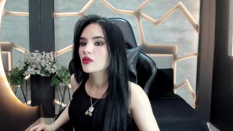 Snapshot of venomdoll_ chatting on January 2026 07:50:02 PM VALERIA online show from January 2026 07:50:02 PM