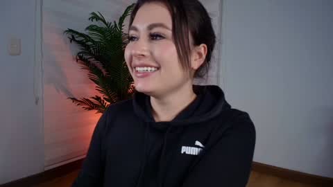 Venus online show from December 2024 02:19:01 AM