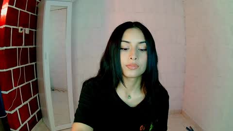 emily independent account  MY conextion 1100 GTM  to  17hr GTM online show from December 2024 10:10:02 PM
