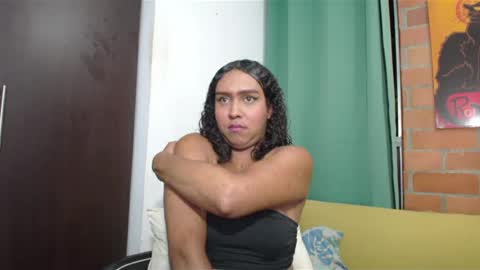 Luisa online show from January 2025 01:25:02 AM