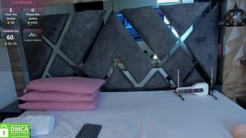 Venus online show from April 2026 12:50:01 PM