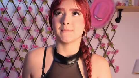 Snapshot of venus_velvett chatting on May 2026 03:30:02 PM venus_velvett online show from May 2026 03:30:02 PM