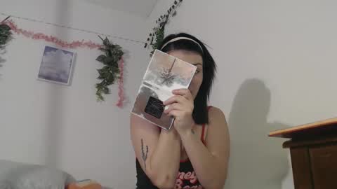 Miss Venus online show from May 2026 04:34:02 PM
