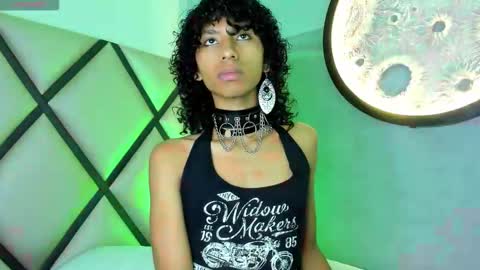 venuss_03 online show from November 2025 03:27:01 AM