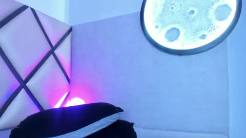 venuss_03 online show from April 2026 03:07:02 AM