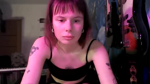 Snapshot of venusxbitch chatting on November 2025 02:52:02 PM venusxsweetxangel online show from November 2025 02:52:02 PM