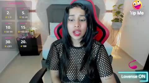 Nice to greet you my name is Vanessa  online show from January 2025 12:58:02 PM