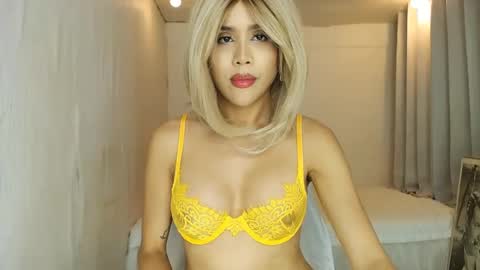 CHLOE the C  L are silent online show from February 2025 12:57:01 AM
