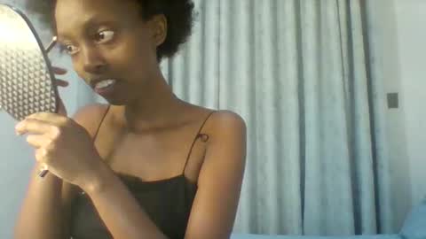 Snapshot of verabright chatting on October 2025 08:20:01 PM verabright online show from October 2025 08:20:01 PM