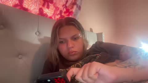 Snapshot of veranikimi chatting on July 2026 04:02:02 PM veranikimi online show from July 2026 04:02:02 PM