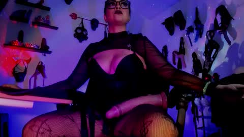 mistress VERESSKA ARDILA online show from December 2025 01:19:01 PM