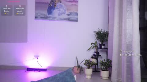 vero_cam online show from March 2026 03:19:01 AM