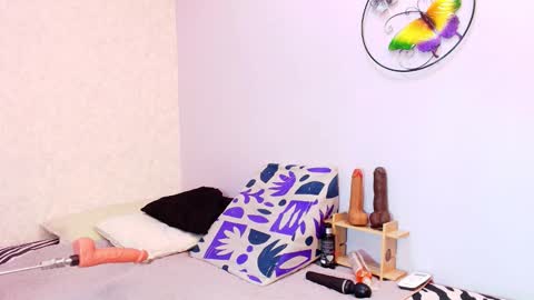 Vero online show from September 2025 03:09:02 AM