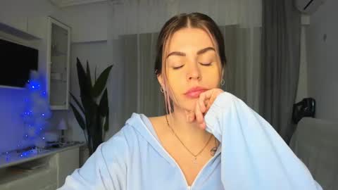 Lolitalolz online show from January 2025 07:34:02 PM