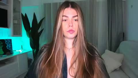 Lolitalolz online show from March 2025 03:52:01 PM