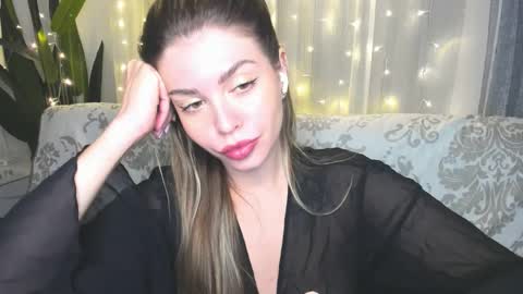 Snapshot of veronarolls chatting on February 2026 07:13:02 PM Lolitalolz online show from February 2026 07:13:02 PM