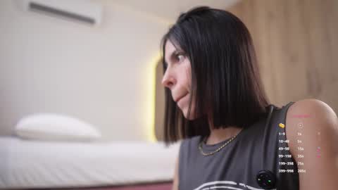 Veronica online show from November 2025 03:34:01 PM