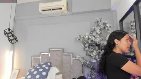 veronicacarper online show from April 2026 03:16:01 AM