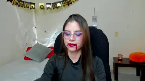 Veronica Miller online show from October 2025 12:44:01 AM