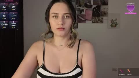 Snapshot of veronika__winslow_ chatting on July 2026 08:08:01 AM Vero online show from July 2026 08:08:01 AM