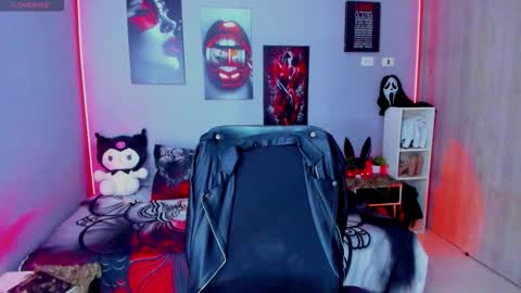 Miss Veronika online show from November 2025 07:13:01 PM