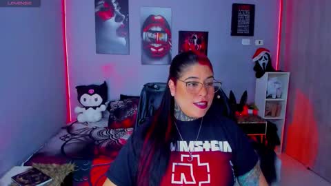 Miss Veronika online show from November 2025 07:14:02 PM