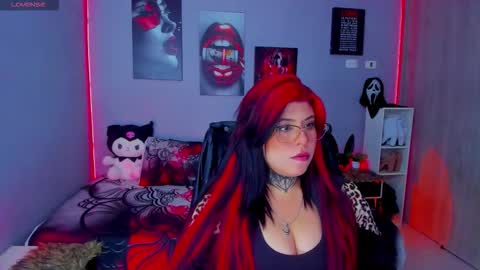 Miss Veronika online show from December 2025 04:05:01 PM