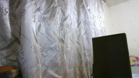 veronika_xi online show from November 2025 07:18:02 AM