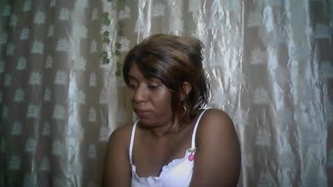 Snapshot of verronique1511 chatting on May 2026 03:26:01 AM verronique1511 online show from May 2026 03:26:01 AM