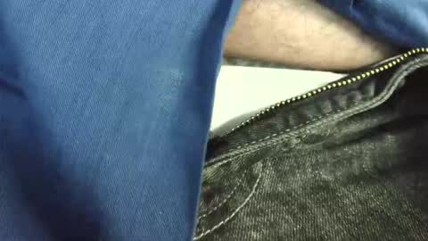 Erik online show from March 2026 07:59:01 AM