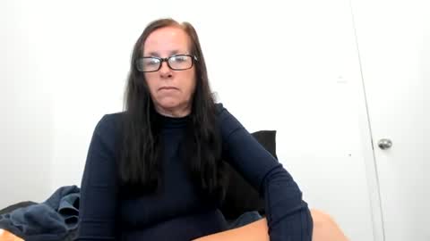 Snapshot of verysassypeachgoddess chatting on July 2026 02:54:01 PM verysassypeachgoddess online show from July 2026 02:54:01 PM