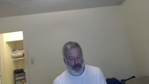 Snapshot of veryveryhairmanindenver chatting on December 2024 12:53:02 AM hairy man online show from December 2024 12:53:02 AM