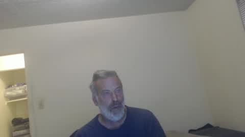 Snapshot of veryveryhairmanindenver chatting on December 2024 01:12:01 AM hairy man online show from December 2024 01:12:01 AM