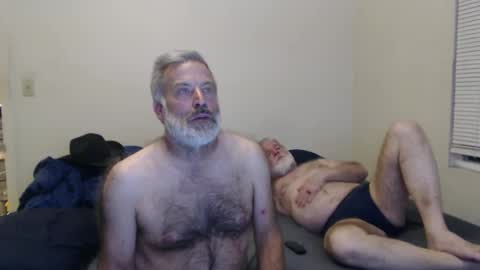 Snapshot of veryveryhairmanindenver chatting on December 2024 12:54:01 AM hairy man online show from December 2024 12:54:01 AM
