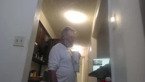 Snapshot of veryveryhairmanindenver chatting on January 2025 12:59:01 AM hairy man online show from January 2025 12:59:01 AM