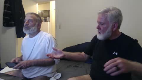Snapshot of veryveryhairmanindenver chatting on January 2025 12:51:02 AM hairy man online show from January 2025 12:51:02 AM