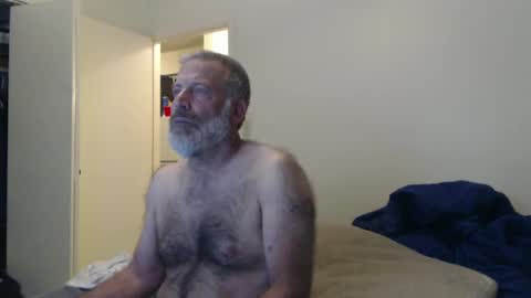 Snapshot of veryveryhairmanindenver chatting on January 2025 01:32:01 AM hairy man online show from January 2025 01:32:01 AM