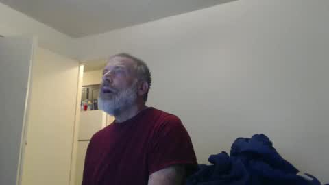 Snapshot of veryveryhairmanindenver chatting on February 2025 12:51:01 AM hairy man online show from February 2025 12:51:01 AM