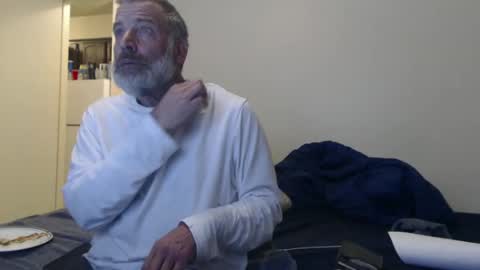 Snapshot of veryveryhairmanindenver chatting on February 2025 12:48:01 AM hairy man online show from February 2025 12:48:01 AM