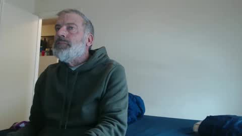 Snapshot of veryveryhairmanindenver chatting on February 2025 09:37:01 PM hairy man online show from February 2025 09:37:01 PM