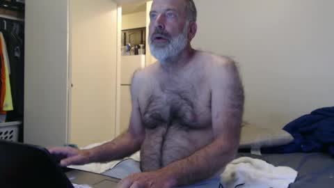 Snapshot of veryveryhairmanindenver chatting on March 2025 01:04:01 AM hairy man online show from March 2025 01:04:01 AM