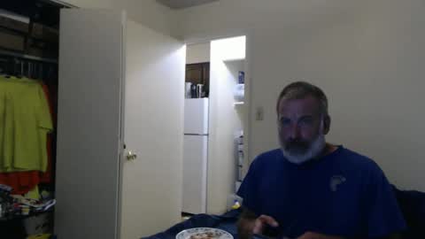 Snapshot of veryveryhairmanindenver chatting on September 2025 11:59:02 PM hairy man online show from September 2025 11:59:02 PM