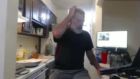 Snapshot of veryveryhairmanindenver chatting on September 2025 12:01:02 AM hairy man online show from September 2025 12:01:02 AM