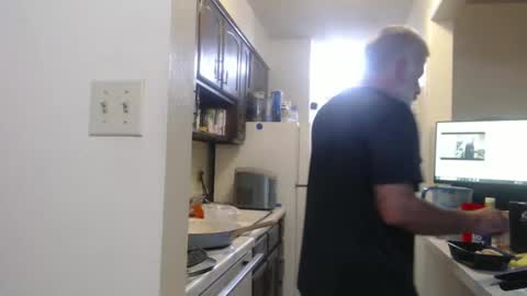 Snapshot of veryveryhairmanindenver chatting on September 2025 12:23:02 AM hairy man online show from September 2025 12:23:02 AM