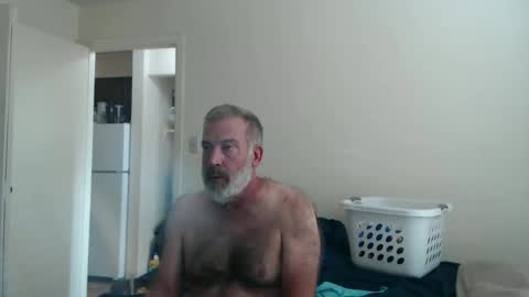 Snapshot of veryveryhairmanindenver chatting on October 2025 09:57:01 PM hairy man online show from October 2025 09:57:01 PM