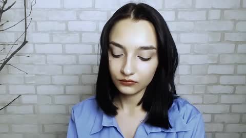 Ana online show from February 2025 05:15:01 PM