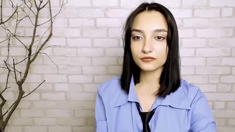 Ana online show from March 2025 11:37:02 AM