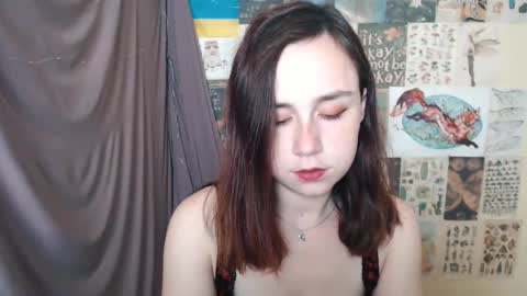 veryveryvery_shy online show from September 2025 05:40:01 AM