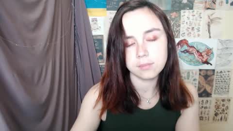 veryveryvery_shy online show from September 2025 05:20:01 AM