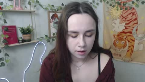 veryveryvery_shy online show from April 2026 05:36:01 AM